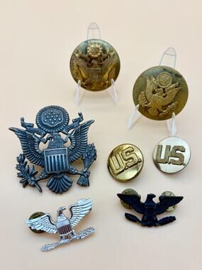WWII US Army Insignia Lot Sterling Colonel Eagle Cap Badges Collar Discs 7pc